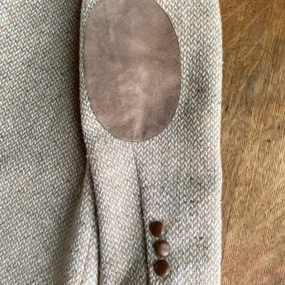 Liz Claiborne Textured Tan Wool Blend Blazer - Picture 15 of 16